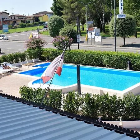 Otel San Benedetto Peschiera del Garda